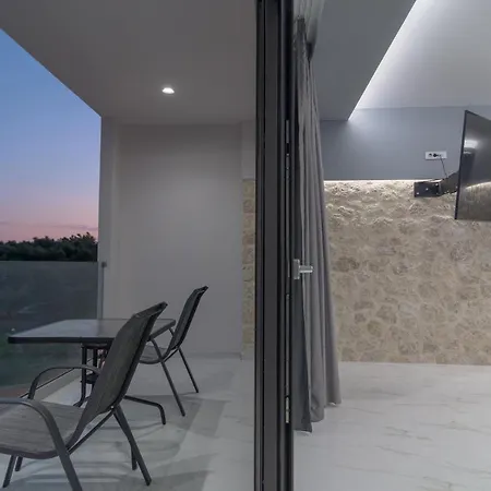 Appartement Irida And
