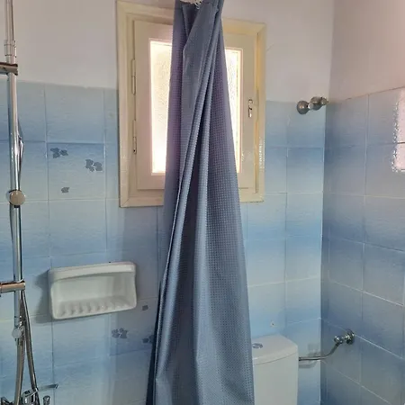 Appartement Irida And *