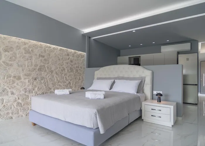 Appartement Irida And *