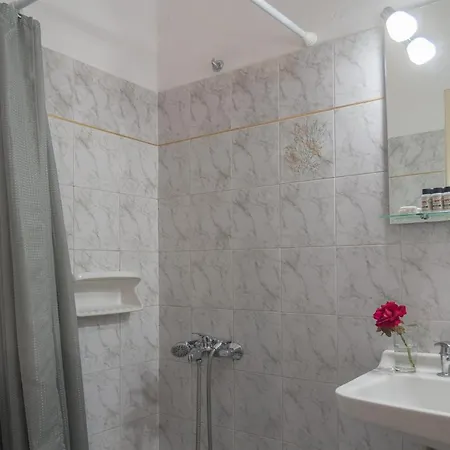 Irida Studios&suite *